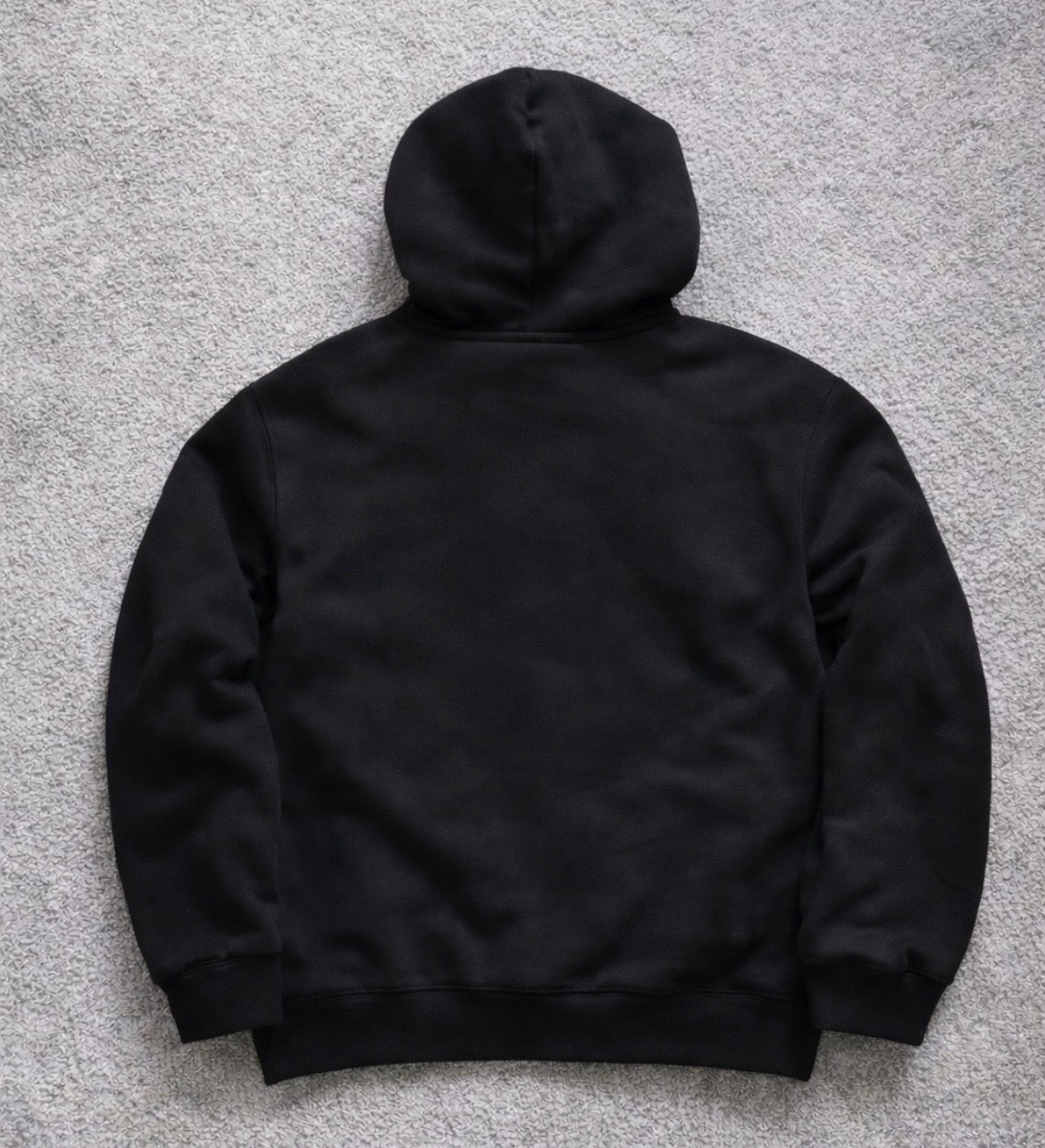 Avense Signature Black Hoodie – Premium